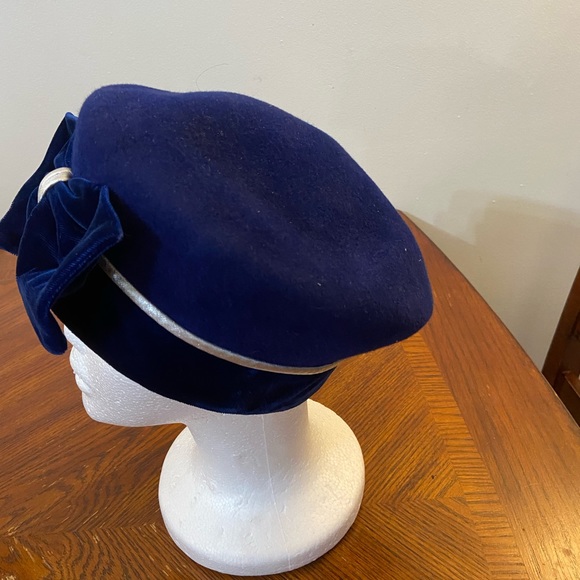 Blue hat with silver trim - Picture 4 of 7